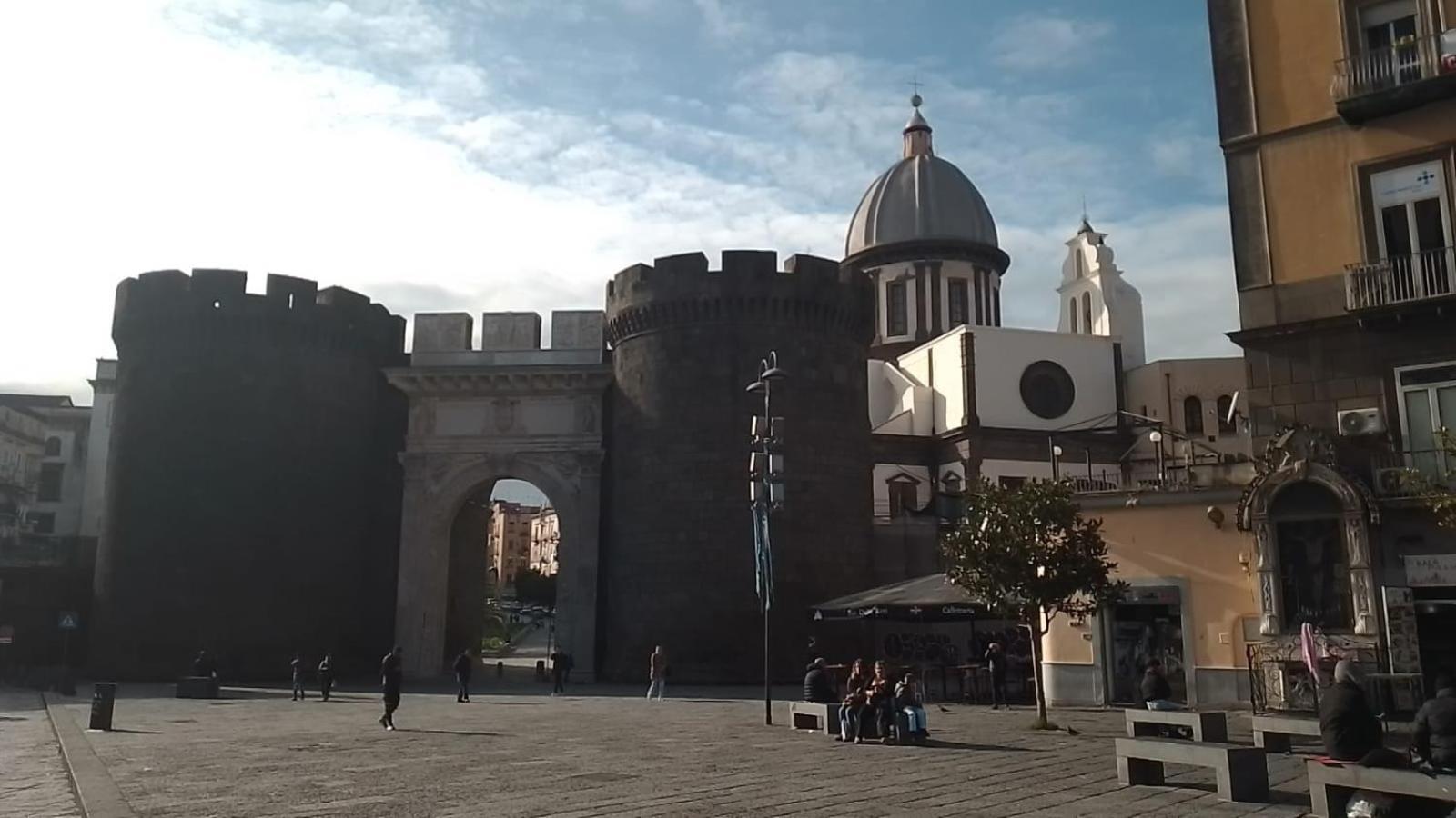 Puntoxenia Torri Aragonesi Leilighet Napoli Eksteriør bilde