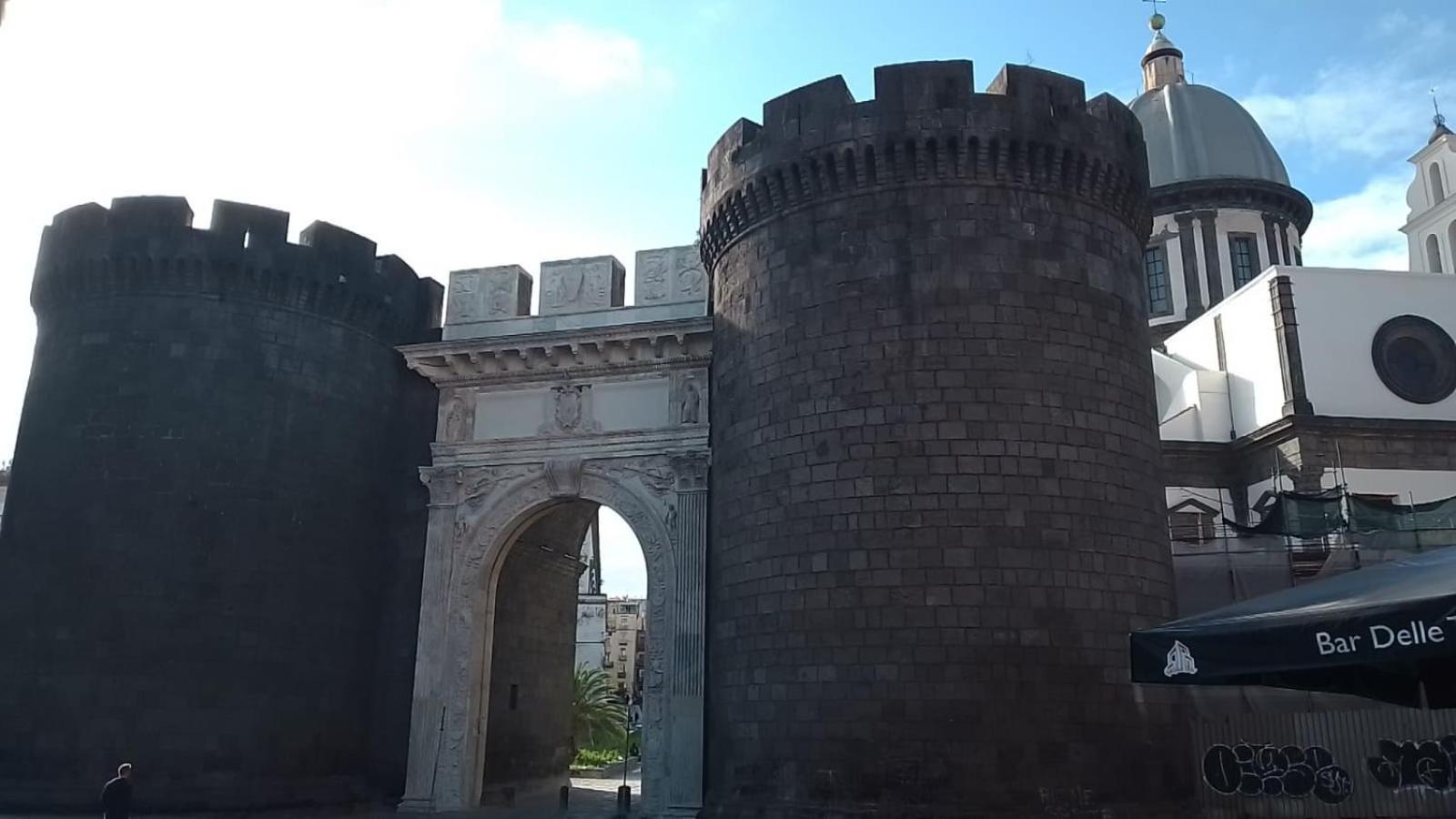 Puntoxenia Torri Aragonesi Leilighet Napoli Eksteriør bilde